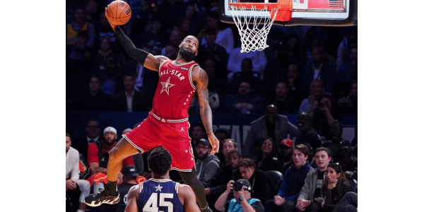 Possibilità che LeBron James ospiti il tour della pensione