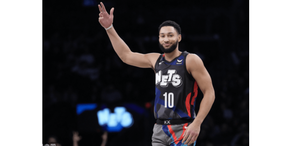 Simmons ha avuto una prestazione perfetta nella sua prima rimonta