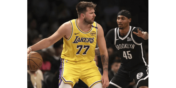 James era assente per infortunio e i Lakers subirono un'inversione di tendenza da parte dei Nets