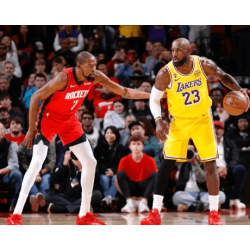 Come i veterani NBA possono resistere al tempo e mantenere il loro talento