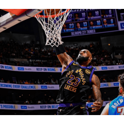 I Lakers hanno lottato duramente, ma sono stati eliminati nelle semifinali della Western Conference