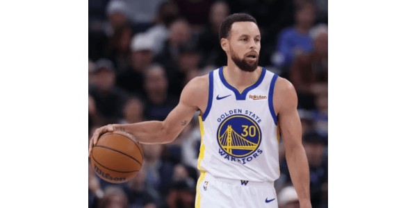 Stephen Curry non si lascia intimorire dall'età, il suo leggendario percorso continua
