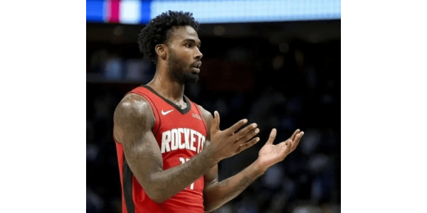 Una nuova speranza per i Rockets: Tari Eason pronto al salto di qualità Una nuova speranza per i Rockets: Tari Eason pronto al salto di qualità