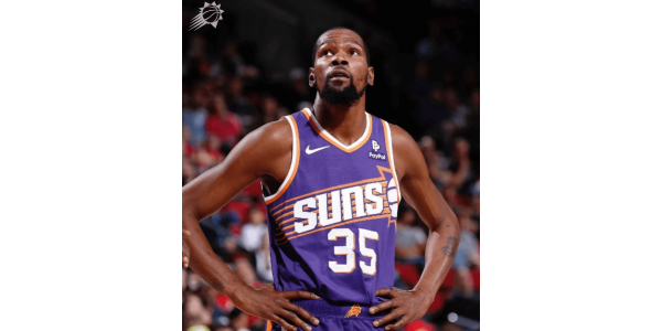 Durant torna sul campo di casa dei Warriors per la prima volta da quando ha lasciato i Warriors