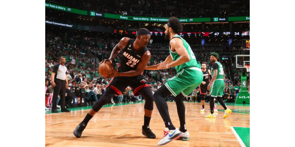 Il calore passa alle finali NBA 4-3