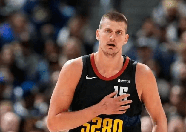380 milioni in 5 anni! Lo stipendio super massimo nella storia della NBA