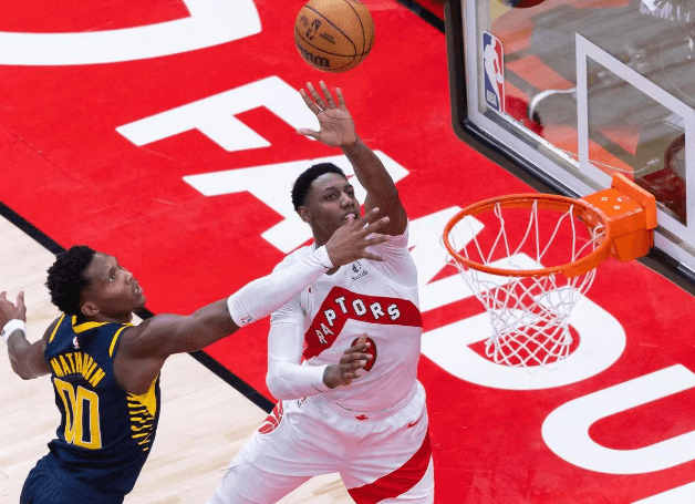 I Raptors interrompono la serie di sette sconfitte consecutive, Haliburton dei Pacers è in pessima forma