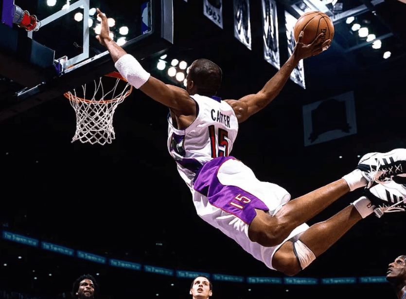 I Raptors ritireranno la maglia numero 15 di Carter