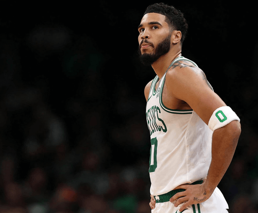 Tatum stabilisce un record per il contratto più alto della storia