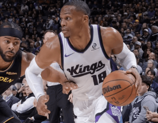 Il ritorno in forma di Russell Westbrook porta i Kings a una vittoria di misura sui Warriors