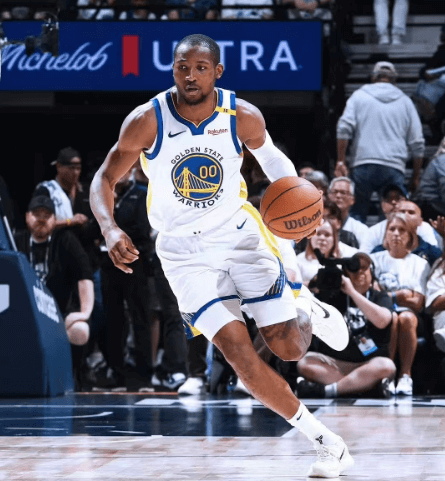 Il roster da 185 milioni di dollari dei Warriors salpa verso una nuova era