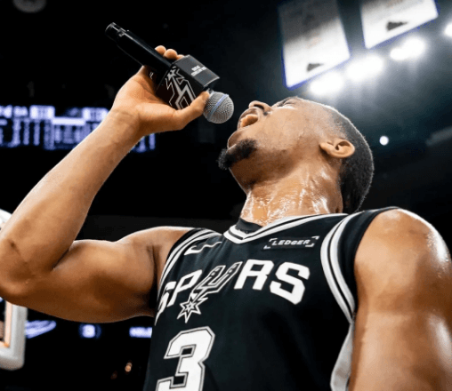 La dedizione incrollabile di Keldon Johnson gli sta scrivendo la leggenda degli Spurs