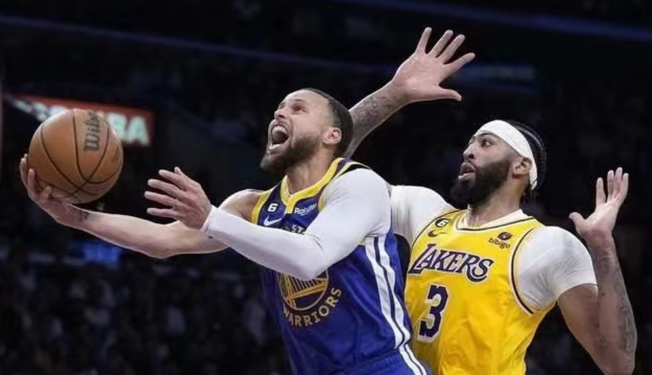 Lakers 3-1 I Warriors conquistano il match point