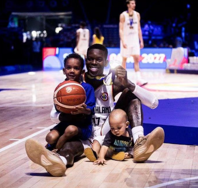 Riuscirà Schröder, eletto MVP della Coppa del Mondo, a mantenere la stessa forma competitiva nella nuova stagione?